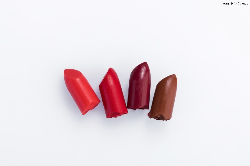 颜色鲜艳的美妆口红图片