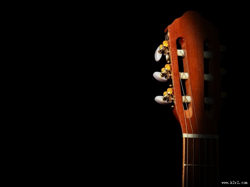 帅气的古典吉他图片