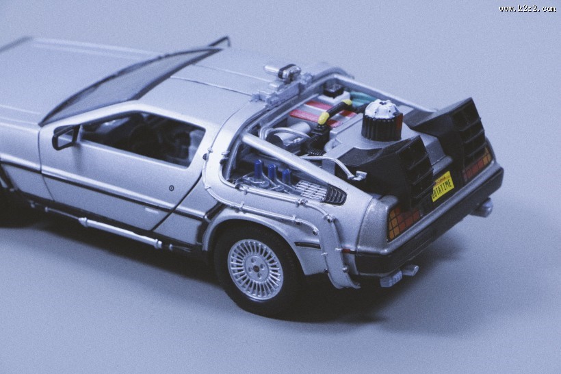 玩具跑车的图片