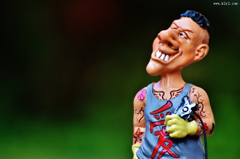 小小的卡通人物玩具图片