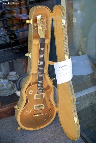 帅气的吉他图片