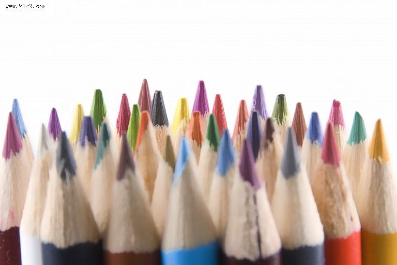 一大把彩色铅笔图片