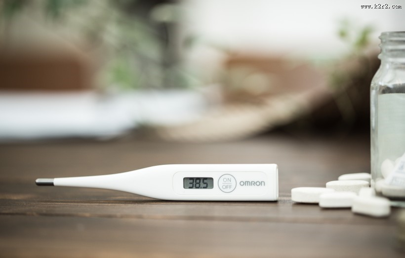 电子体温计图片