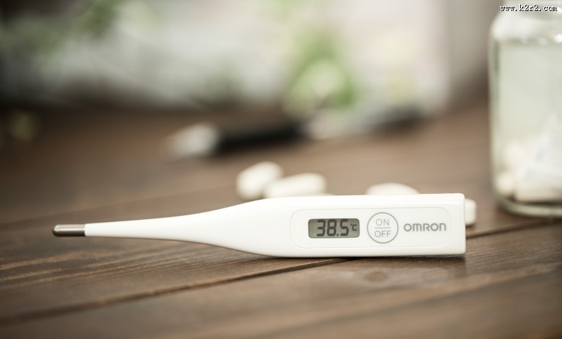 电子体温计图片