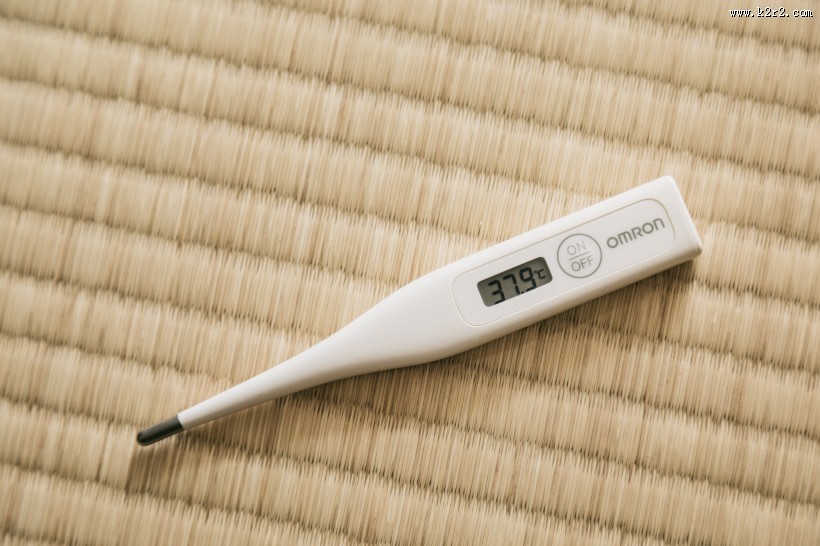 电子体温计图片