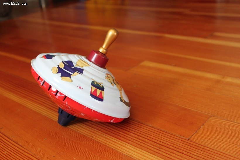 好玩的陀螺图片