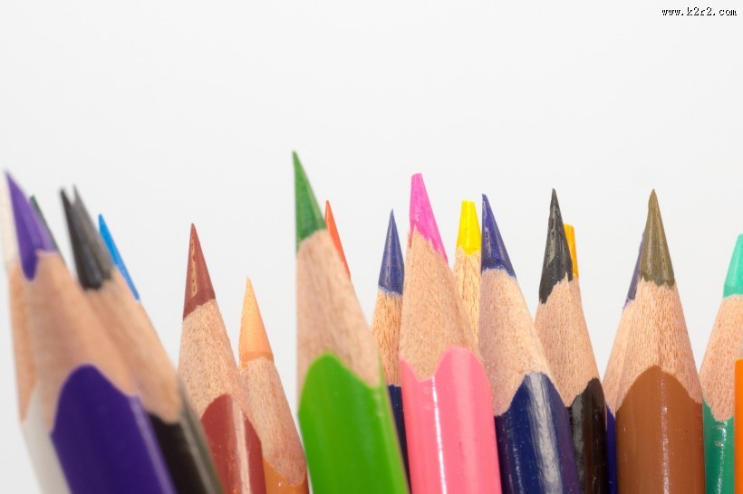 颜色多种多样的彩色铅笔图片