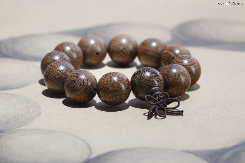 古朴的手串图片