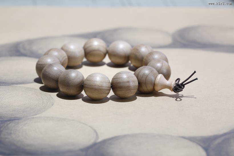 古朴的手串图片