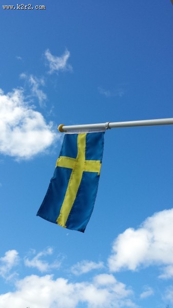 飘扬的瑞典国旗图片
