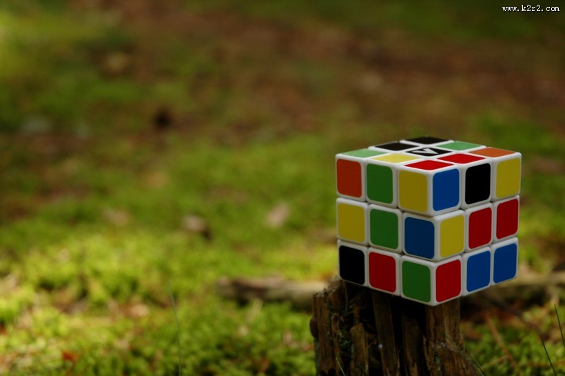 好玩的魔方玩具图片