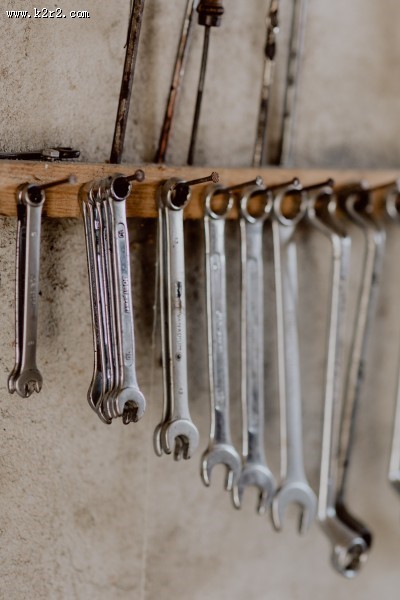 各种尺寸的扳手图片大全