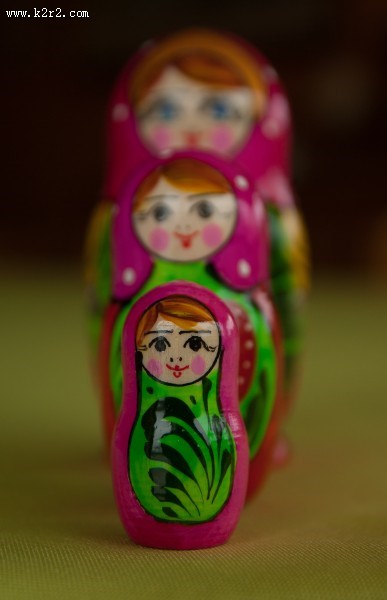 精致美丽的套娃图片