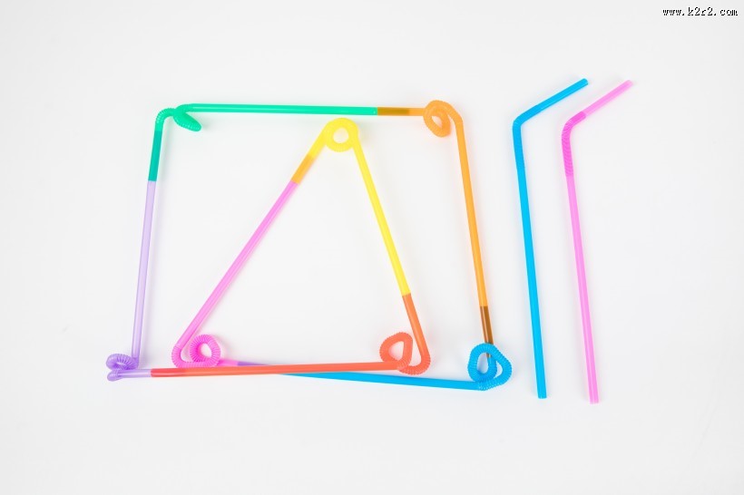 五颜六色的吸管图片