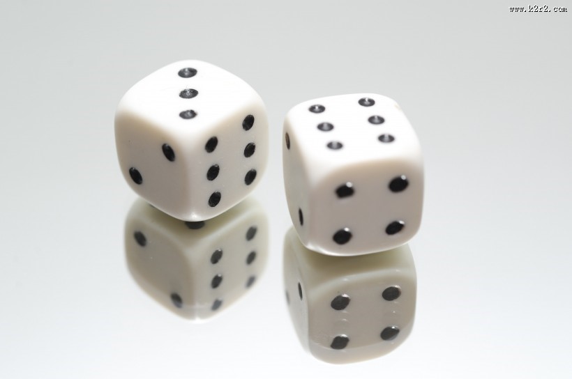 小巧的骰子图片