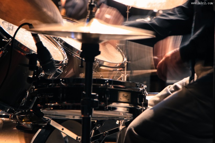 炫酷的架子鼓图片