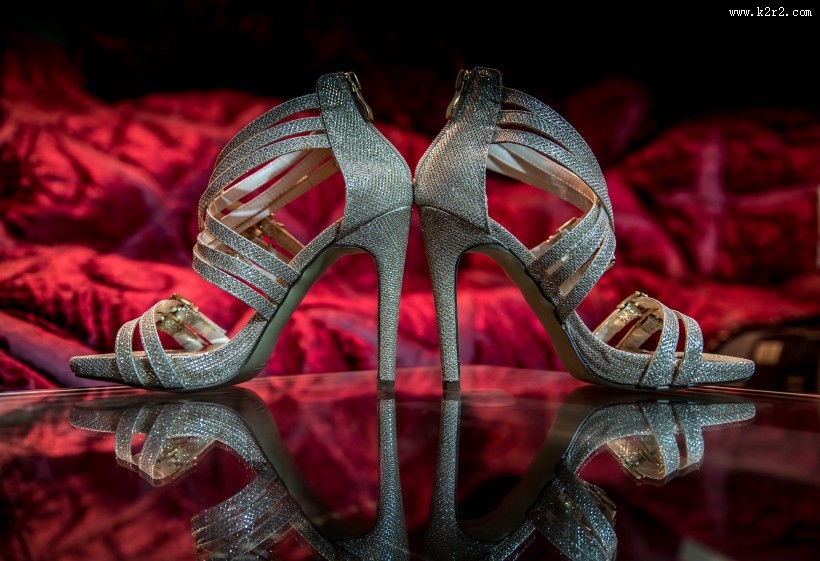 优雅的高跟鞋图片