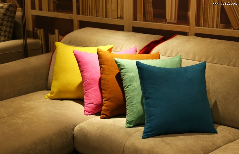 各种颜色的抱枕图片