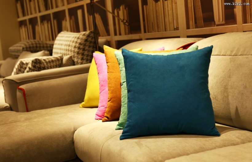 各种颜色的抱枕图片