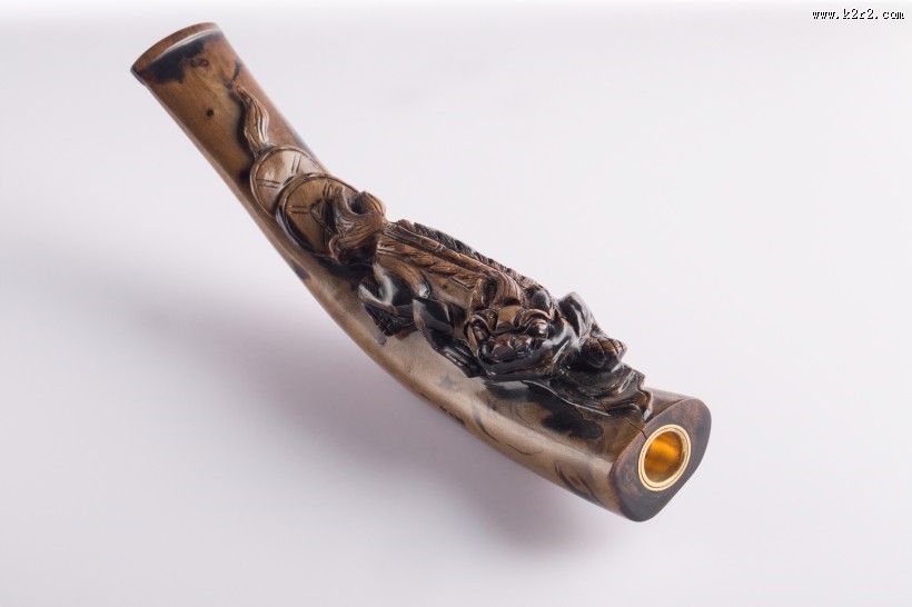 复古木质雕刻烟嘴图片