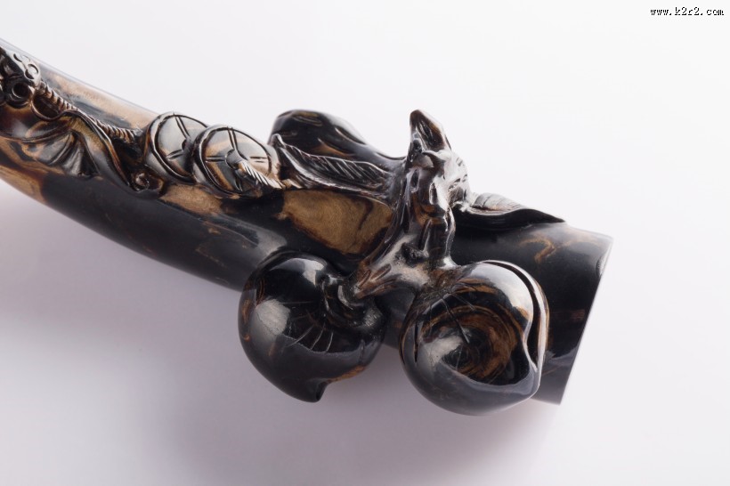 复古木质雕刻烟嘴图片