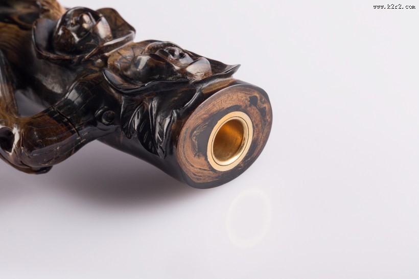 复古木质雕刻烟嘴图片