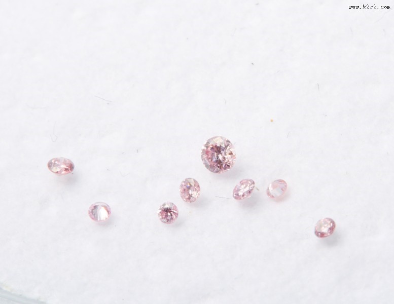各种颜色的钻石图片