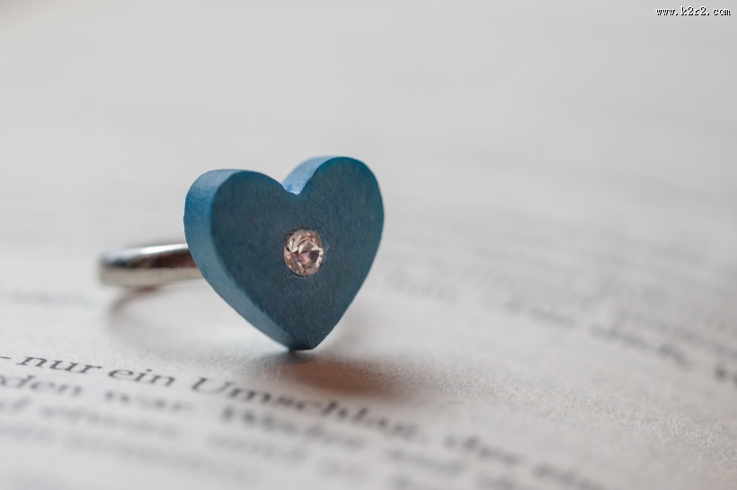 精致的戒指图片