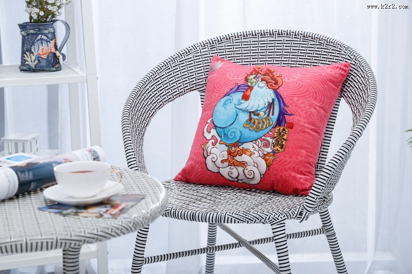 漂亮的卡通抱枕图片