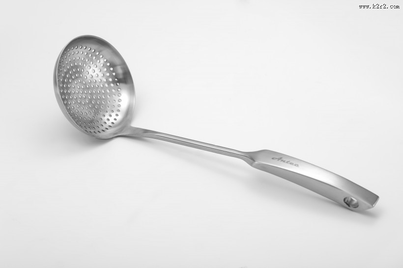 精致的不锈钢厨具图片