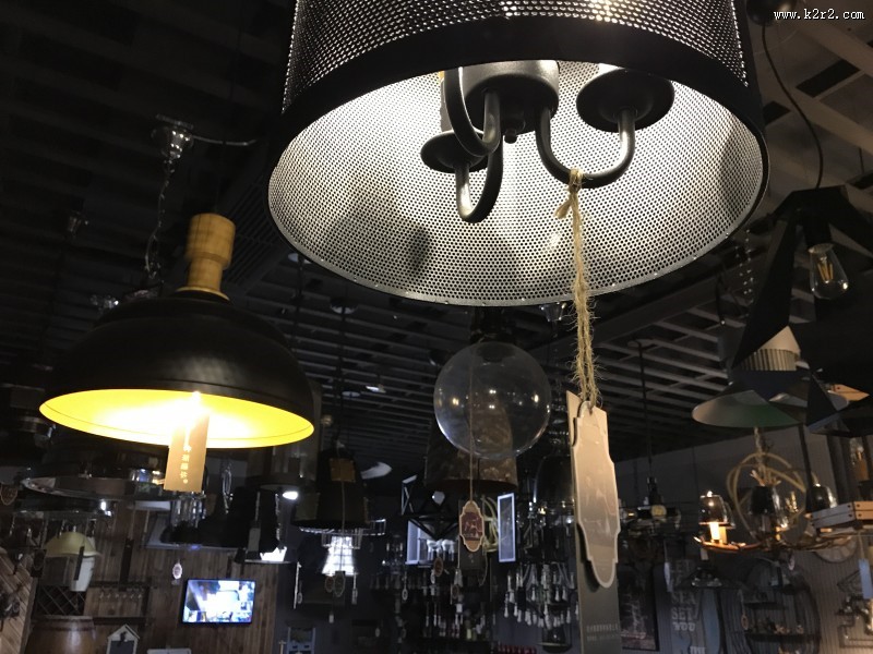 灯泡特写的图片