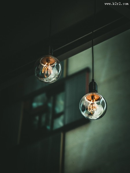 工业风装饰用的灯泡图片
