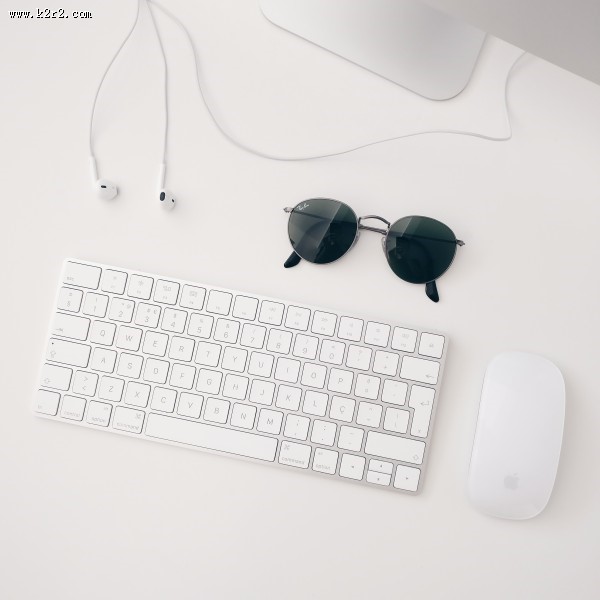 一副帅气的墨镜图片