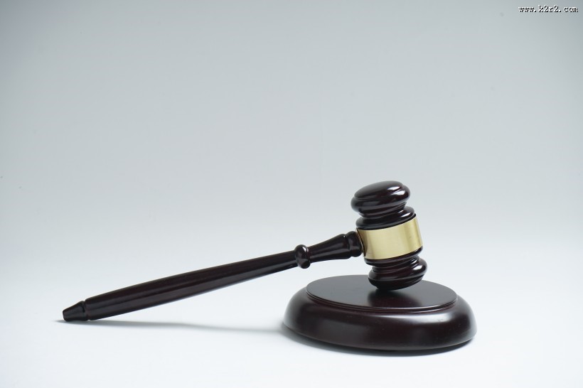 公正的法槌图片