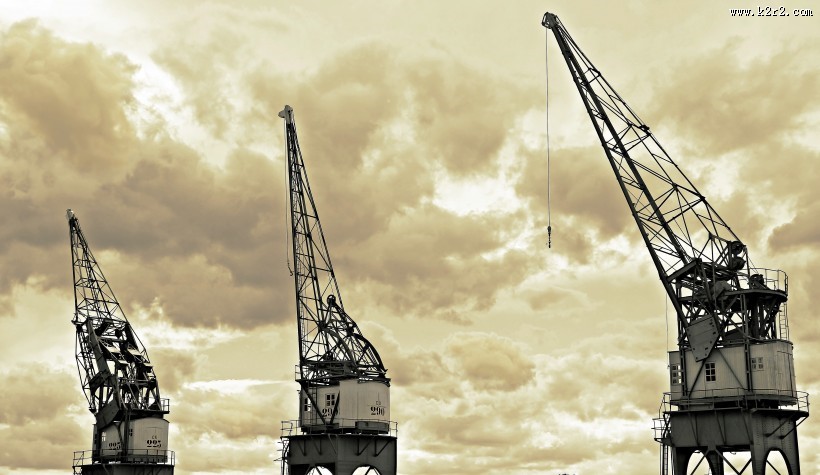 大型的起重机图片大全