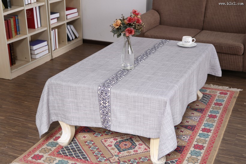 好看的餐桌桌布图片