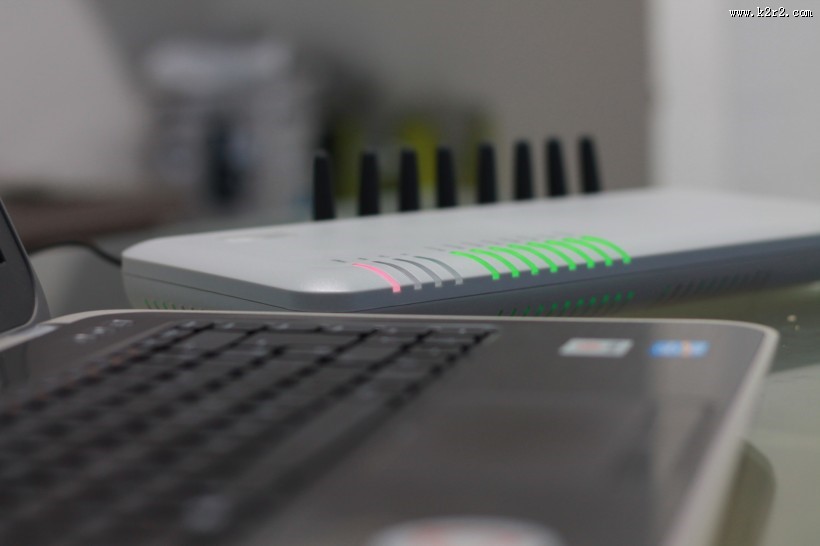 连接网络的路由器图片