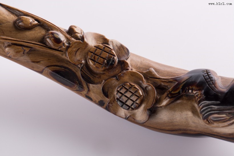 复古的木雕烟嘴图片