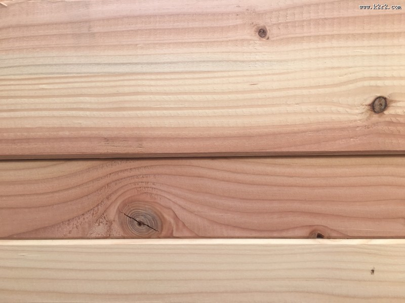 坚固耐用的木板图片