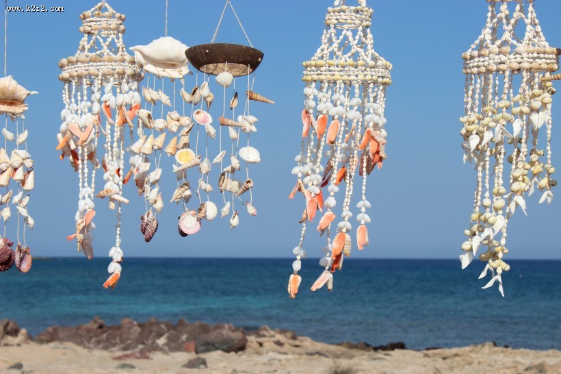 轻轻摇动的风铃图片大全