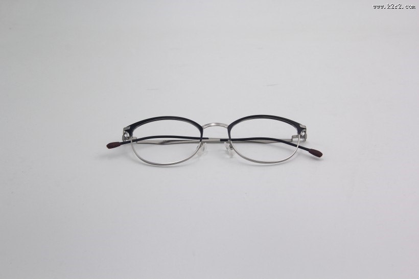 文艺感十足的眼镜图片
