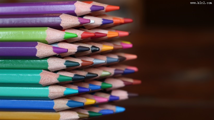 漂亮的彩色铅笔图片