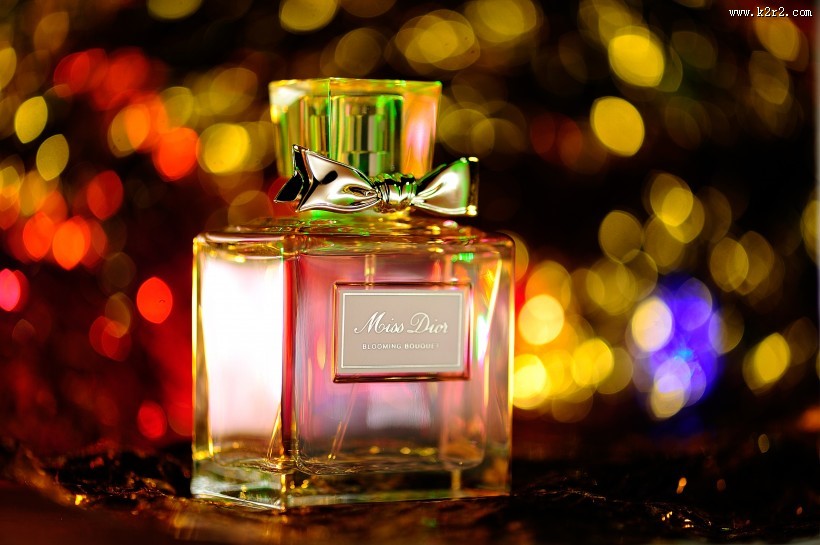高端有情调的香水图片大全
