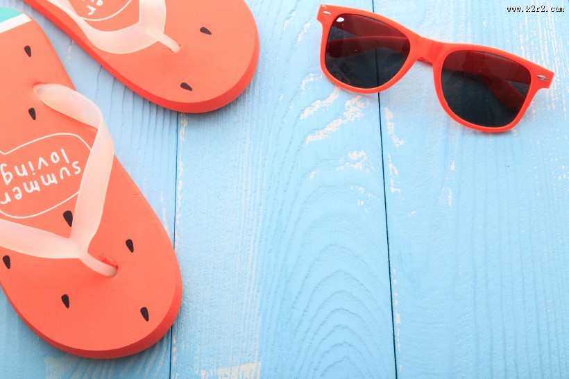 夏季拖鞋图片