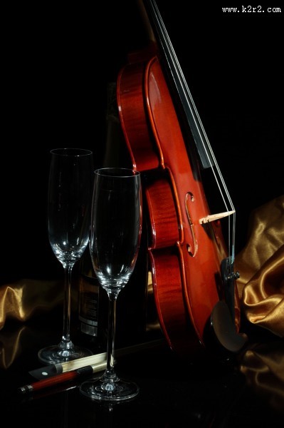 优雅的小提琴图片