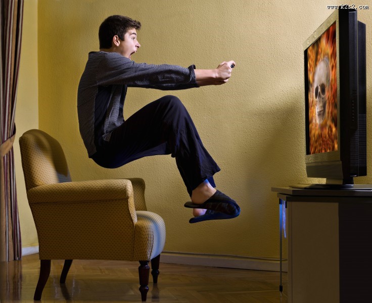 客厅里的电视机图片