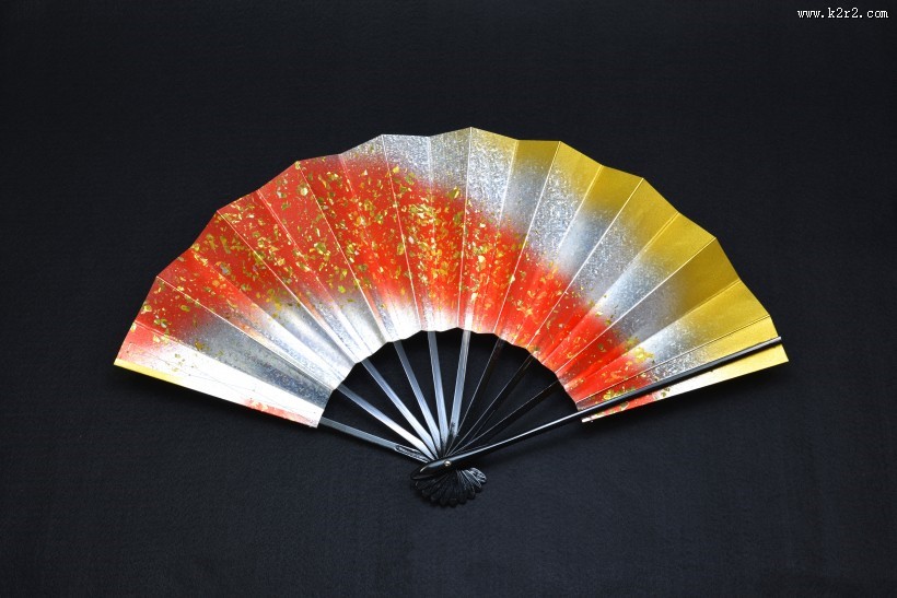 日本典雅折扇图片