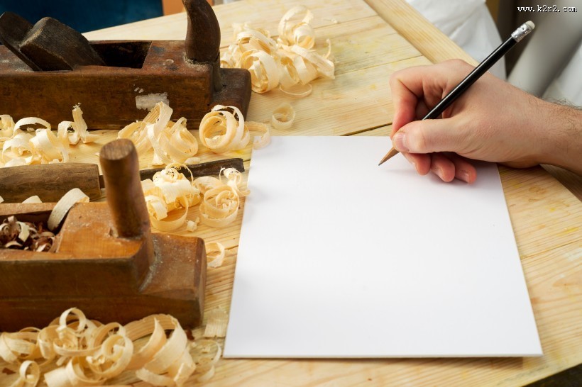 纸张与木屑高清图片