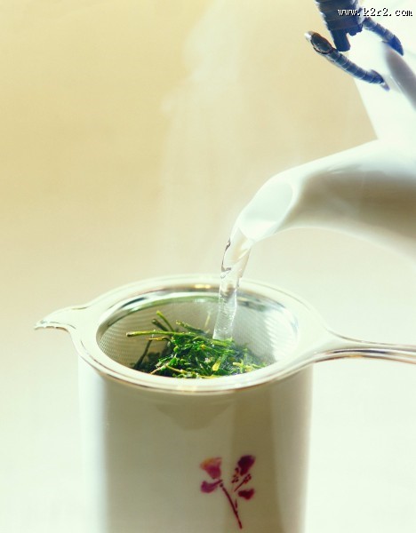 经典的中式茶杯图片