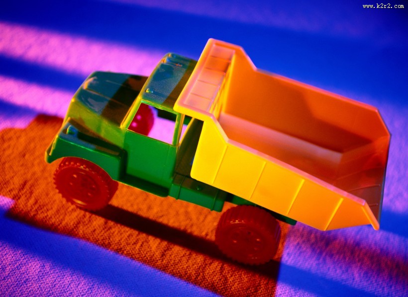 科幻色彩下的娱乐物件图片